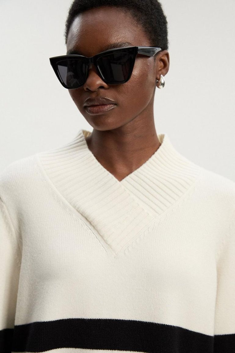 Stripe V Neck Split Hem Knitted Jumper | Clothing | Sweaters & Cardigans | Sweaters Stripe V Neck Split Hem Knitted Jumper | Clothing | Sweaters & Cardigans | Sweaters