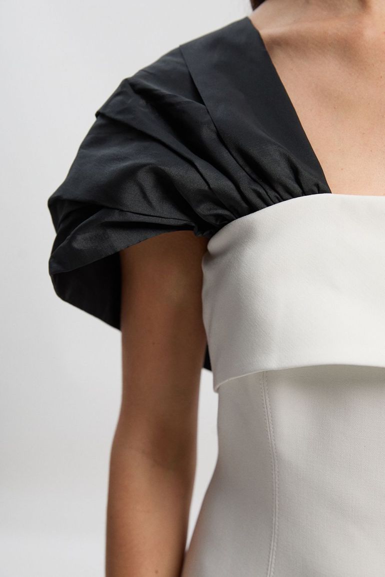 فستان كارين ميلين متعدد الالوان ماكسي بقصة مستقيمة | ملابس | فساتين | Premium Dresses فستان كارين ميلين متعدد الالوان ماكسي بقصة مستقيمة | ملابس | فساتين | Premium Dresses