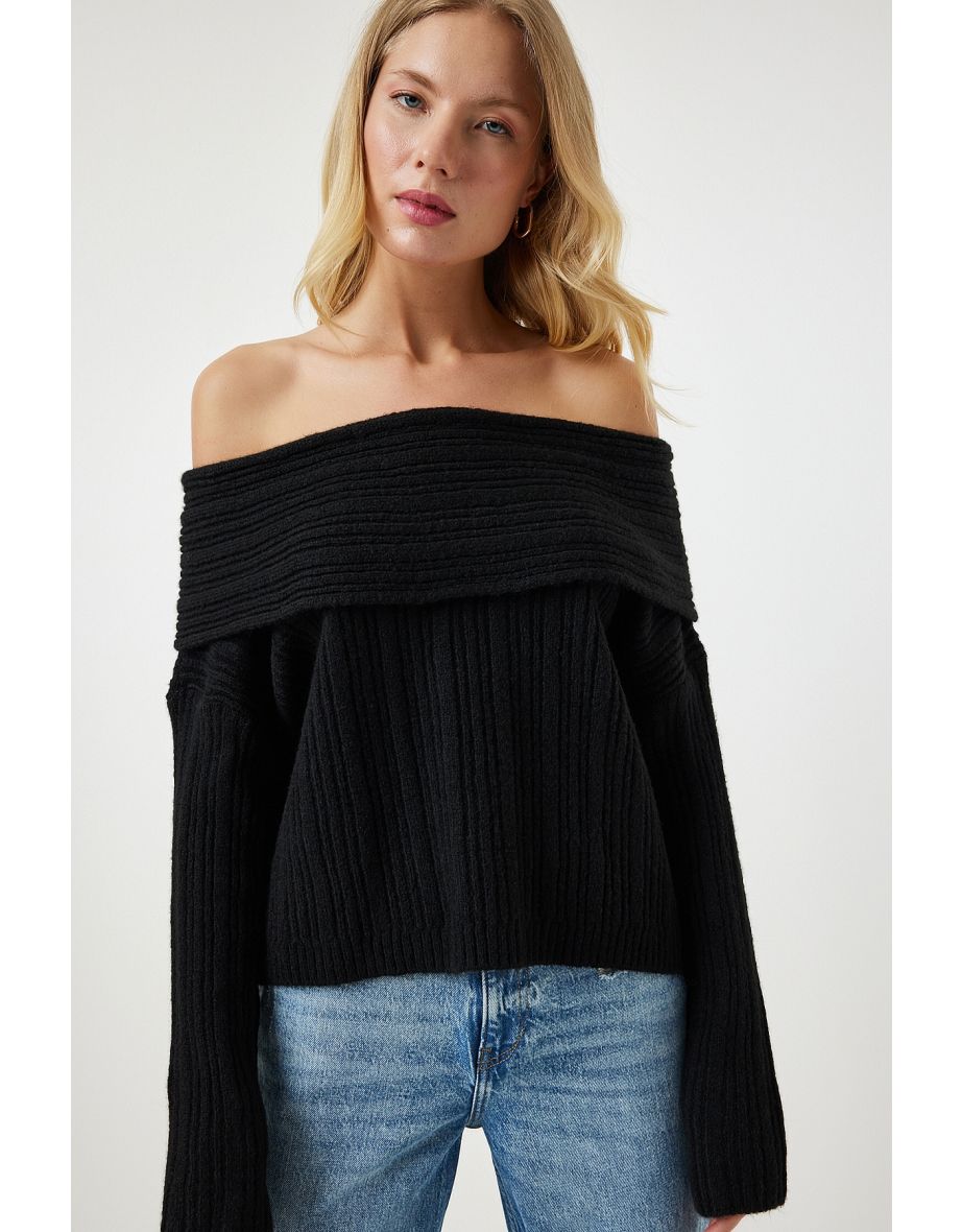 Women's Black Madonna Collar Knitwear Sweater
