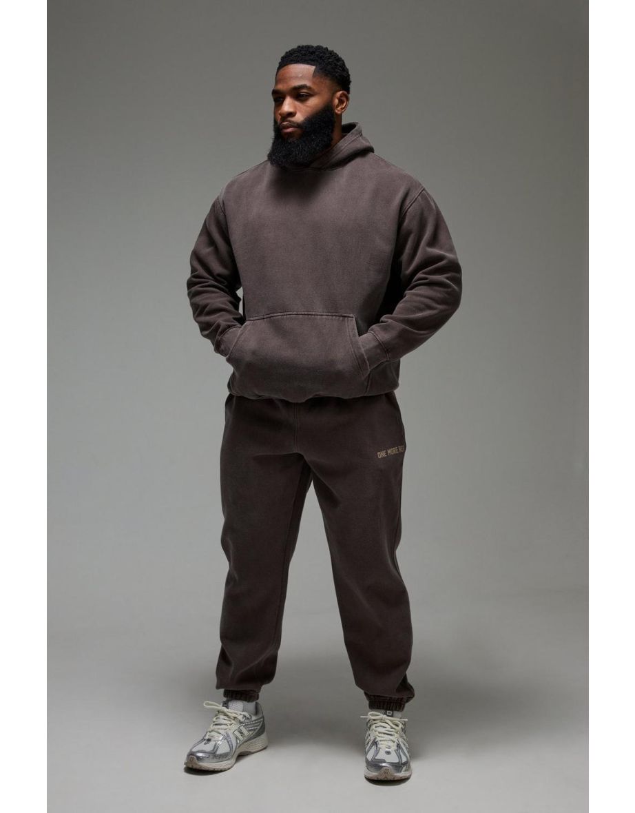 Man Active One More Rep Washed Oversized Tracksuit - chocolate