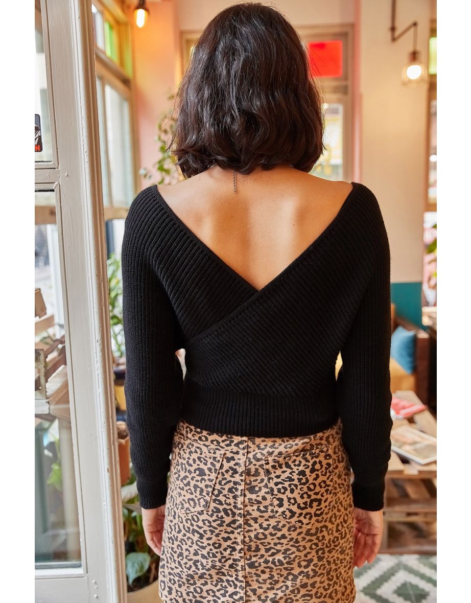 Women's Black Front Back V Waist Top Crop Knitwear Sweater - 5