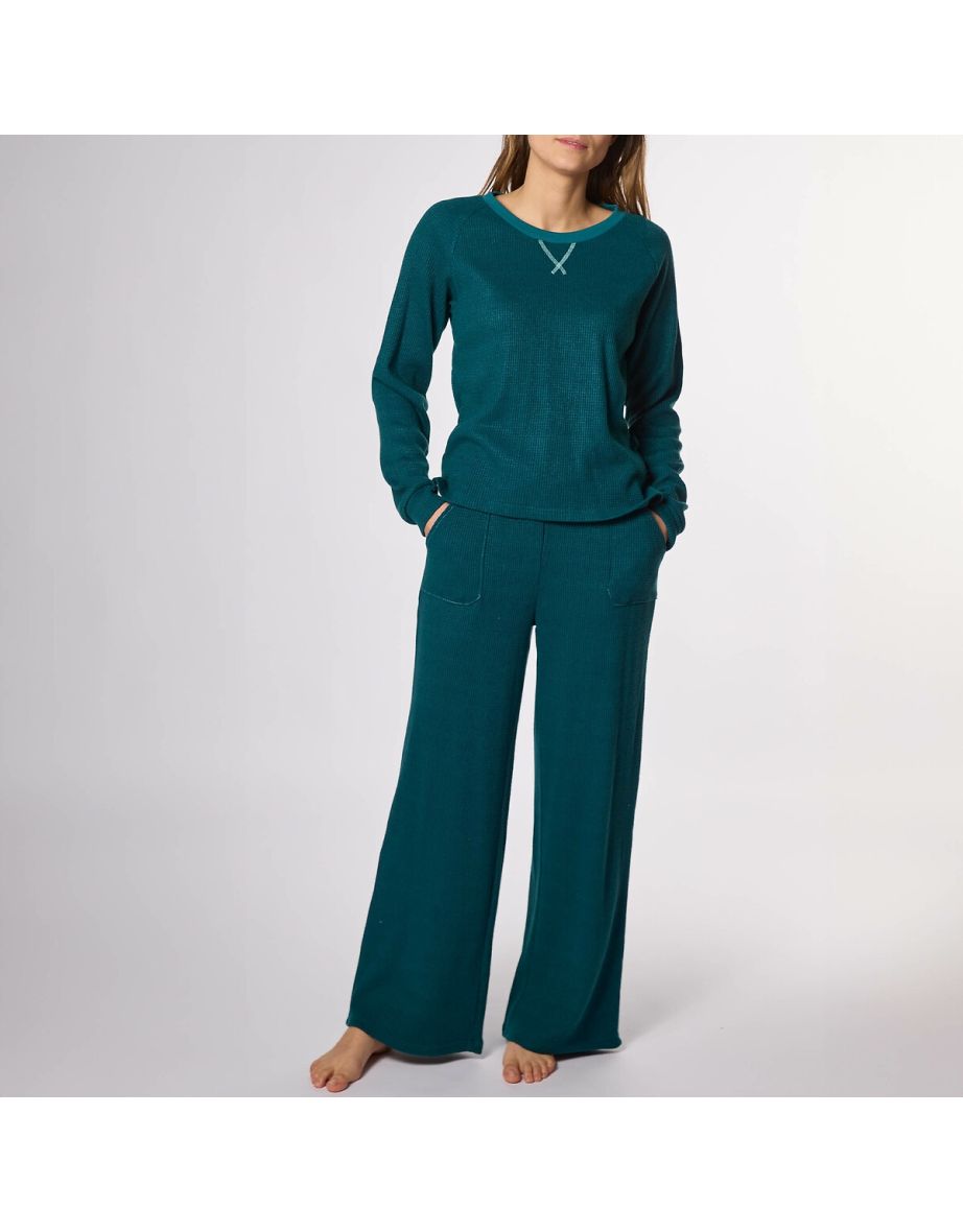 Aberdeen Lounge Pyjamas with Long Sleeves