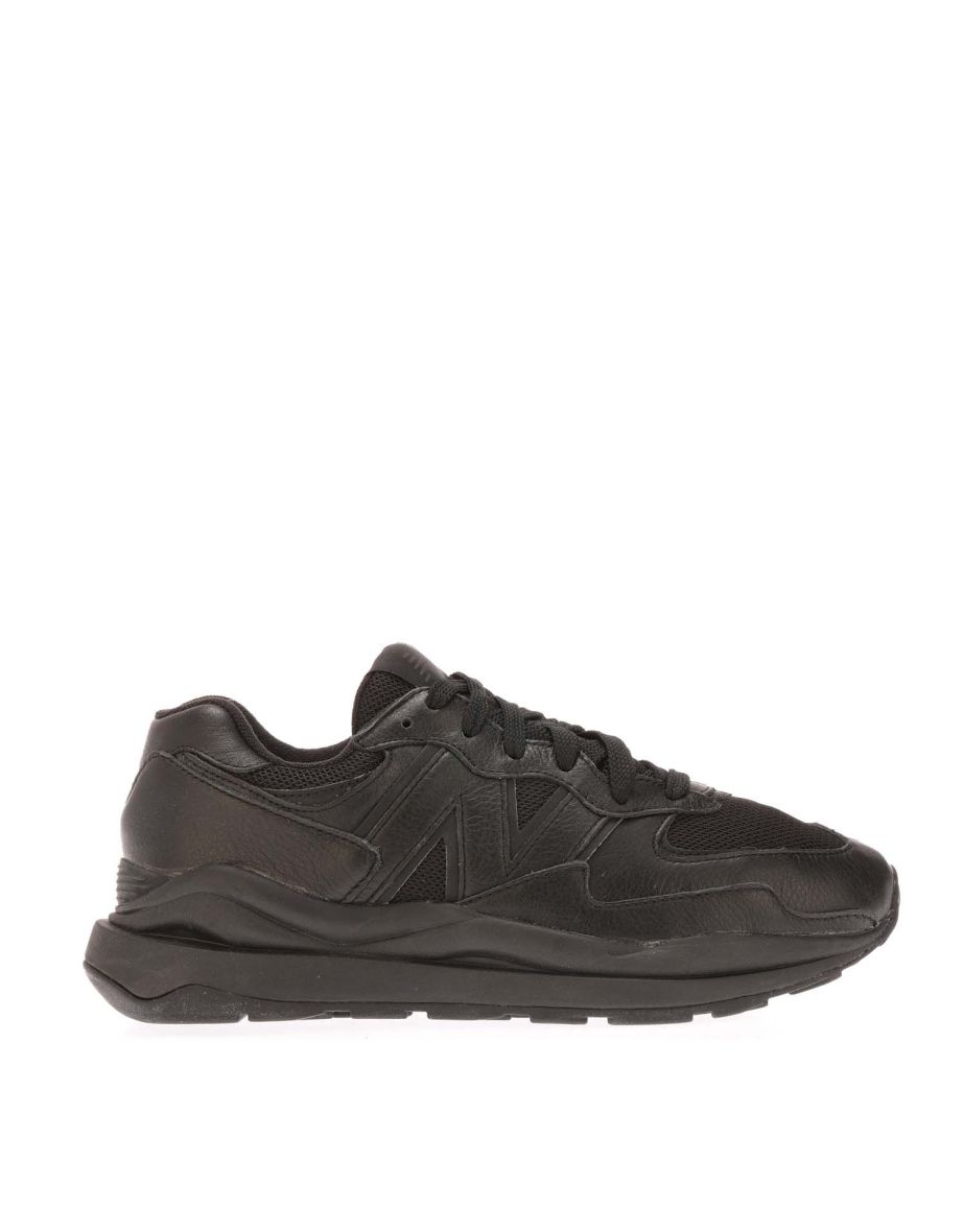 Men's New Balance 5740 Trainers in Black
