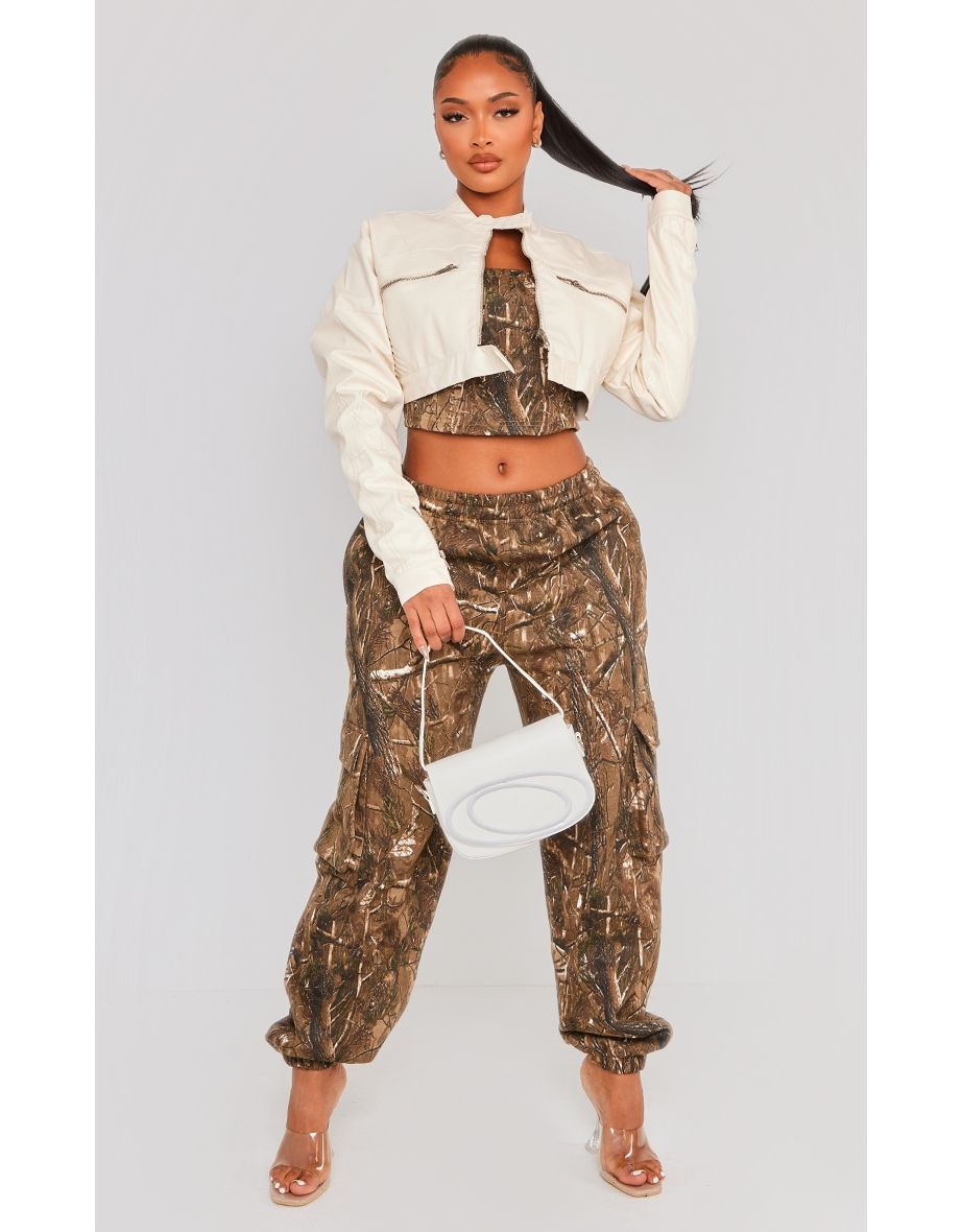 Buy Prettylittlething Joggers in Saudi, UAE, Kuwait and Qatar