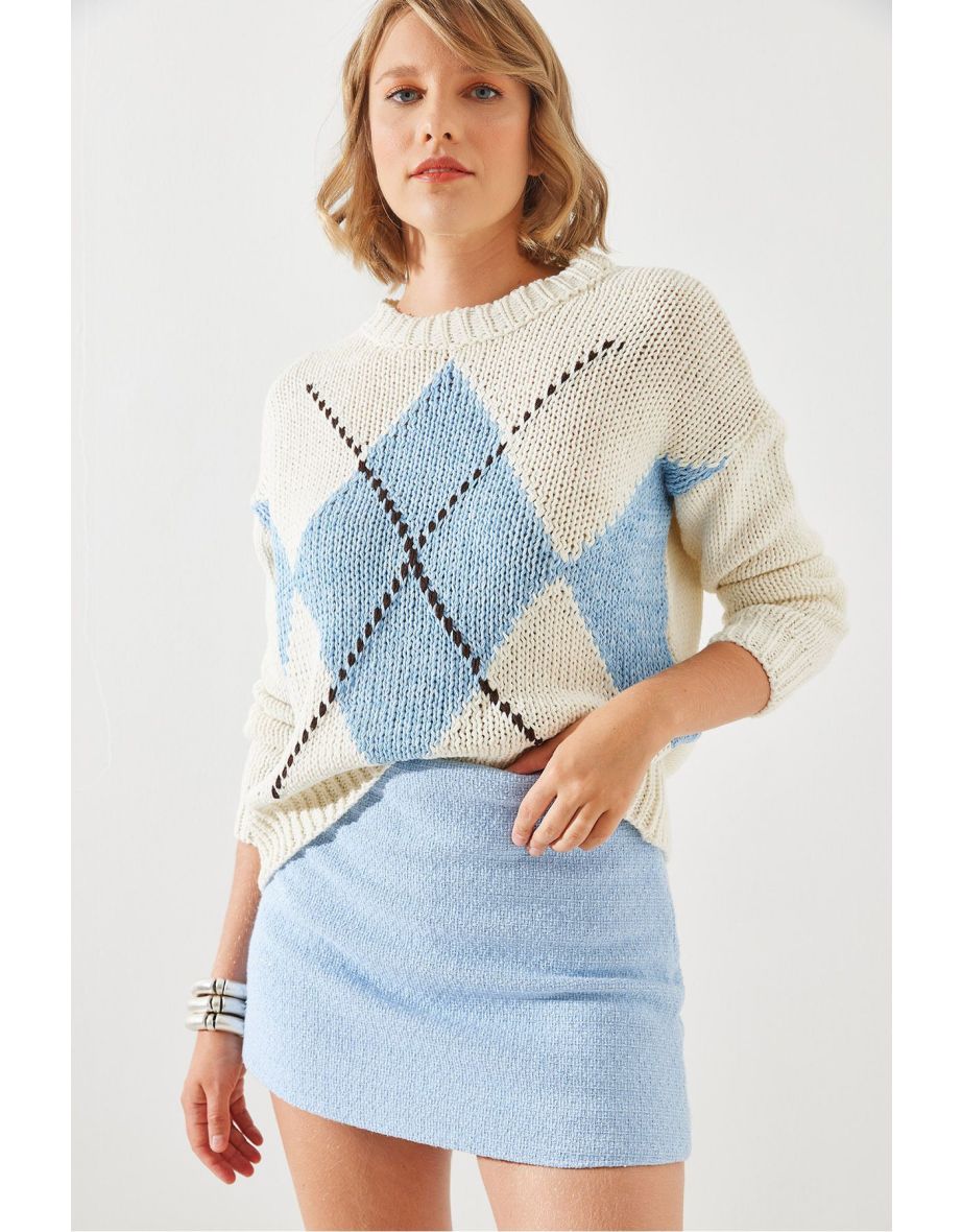 Women's Checkered Sweater - 5