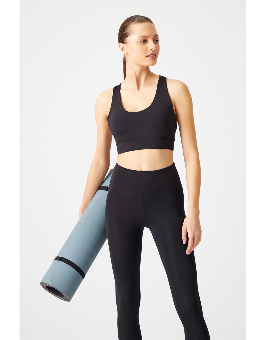Sports Bra - Black - Plain - 4