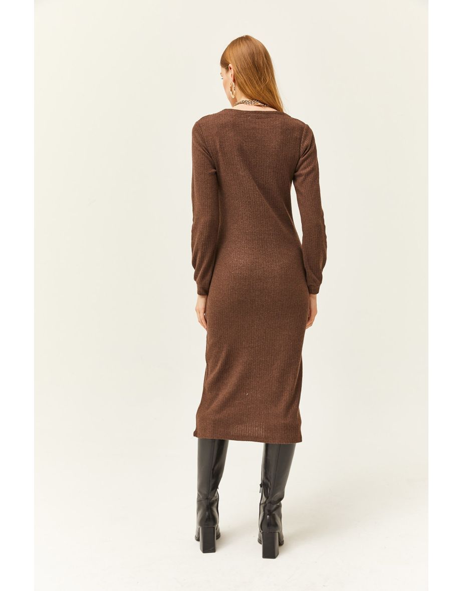Women's Brown V-Neck Buttoned Thick Ribbed Midi Dress - 3