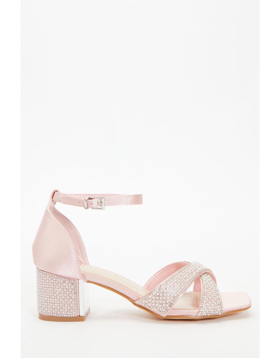 Wide fitting hot sale pink sandals