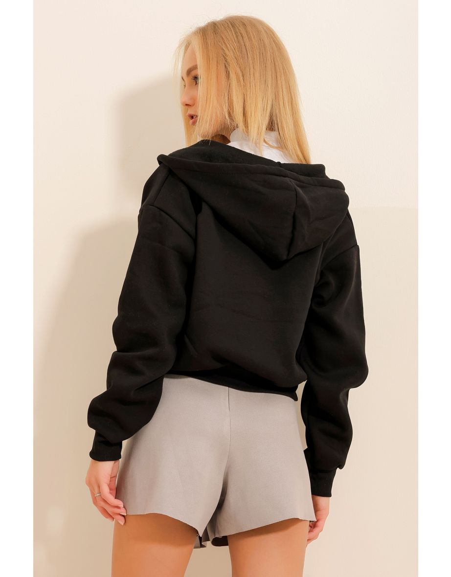 Women's Black Hooded Kangaroo Pocket 3 Thread Inner Raising Crop Sweatshirt - 4