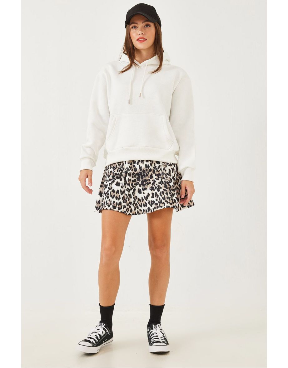 Women's Kangaroo Pocket Hoodie - 6