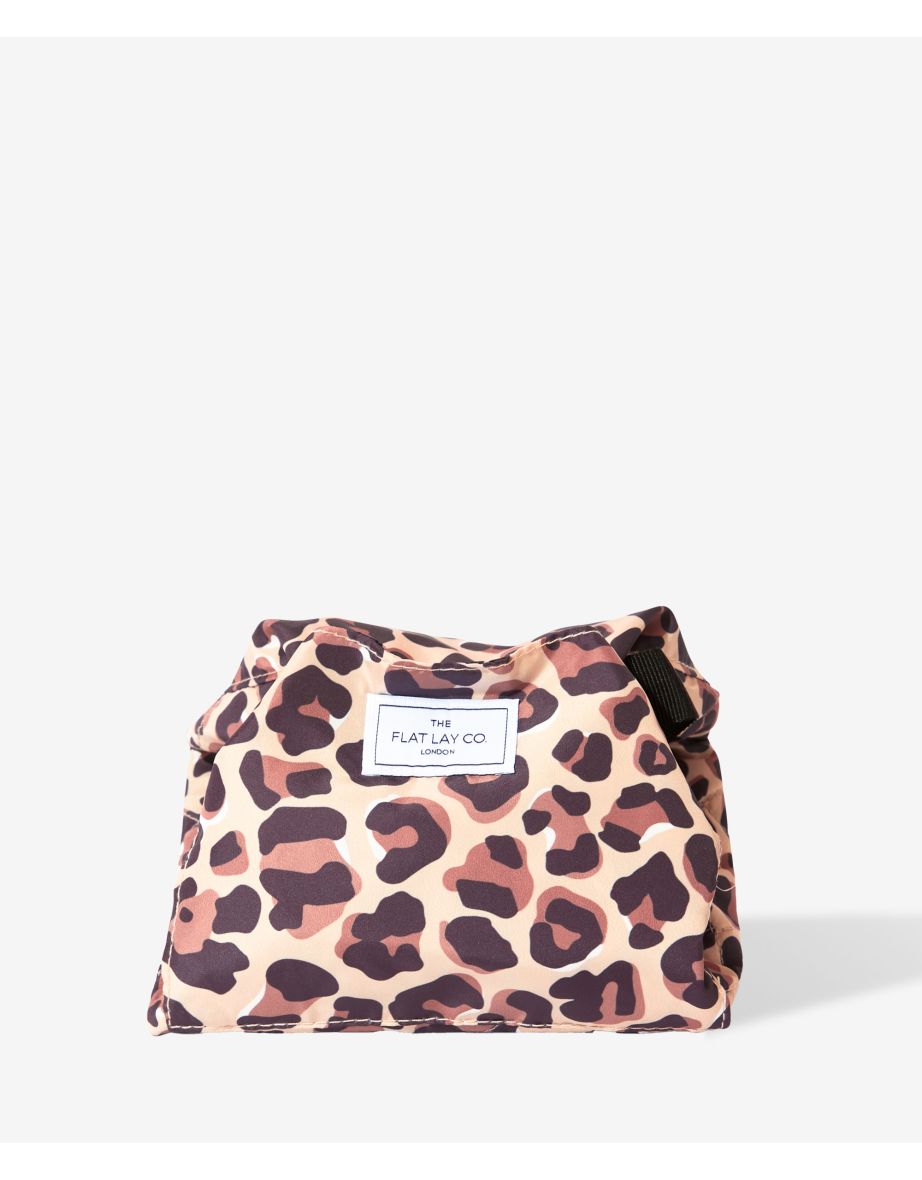 Drawstring Makeup Bag in Leopard Print