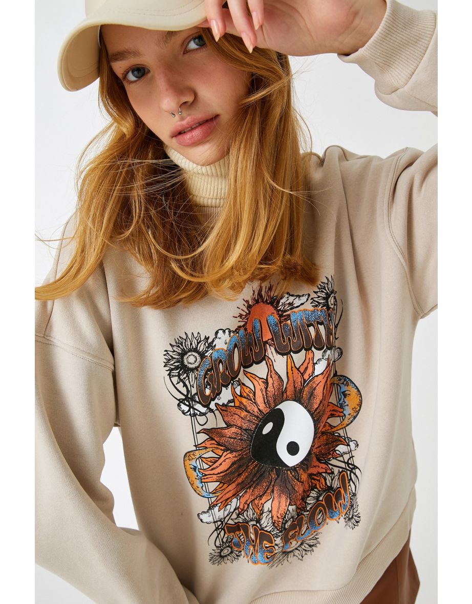 Women's Beige Sweatshirt