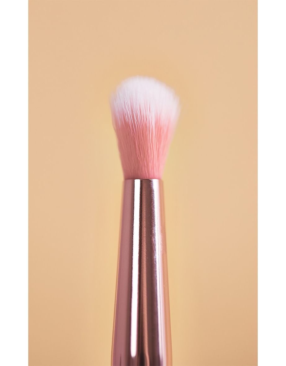 Revolution Create Fluffy Eye Brush R2 - 2