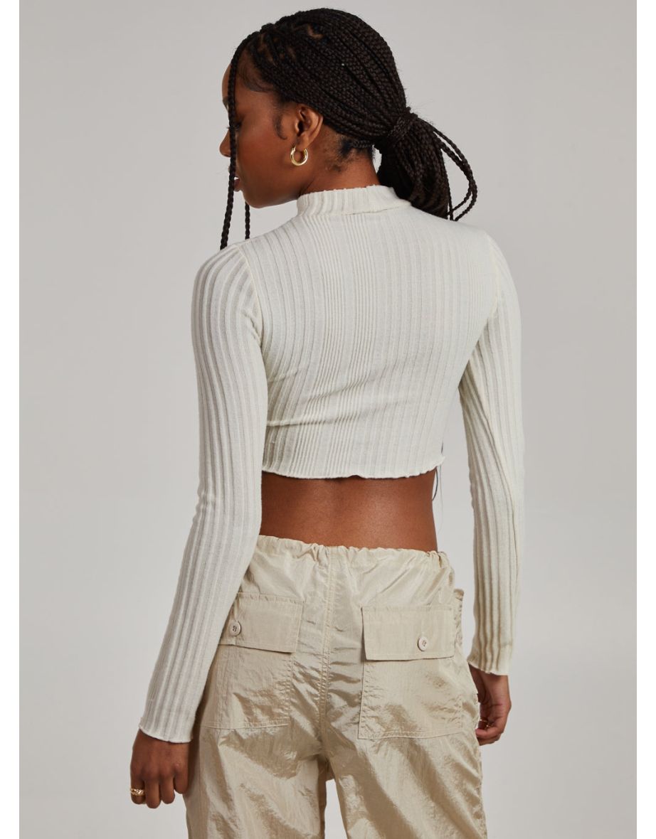 Wide Brushed Ribbed Lettuce Hem Long Sleeve Crop Top - 3