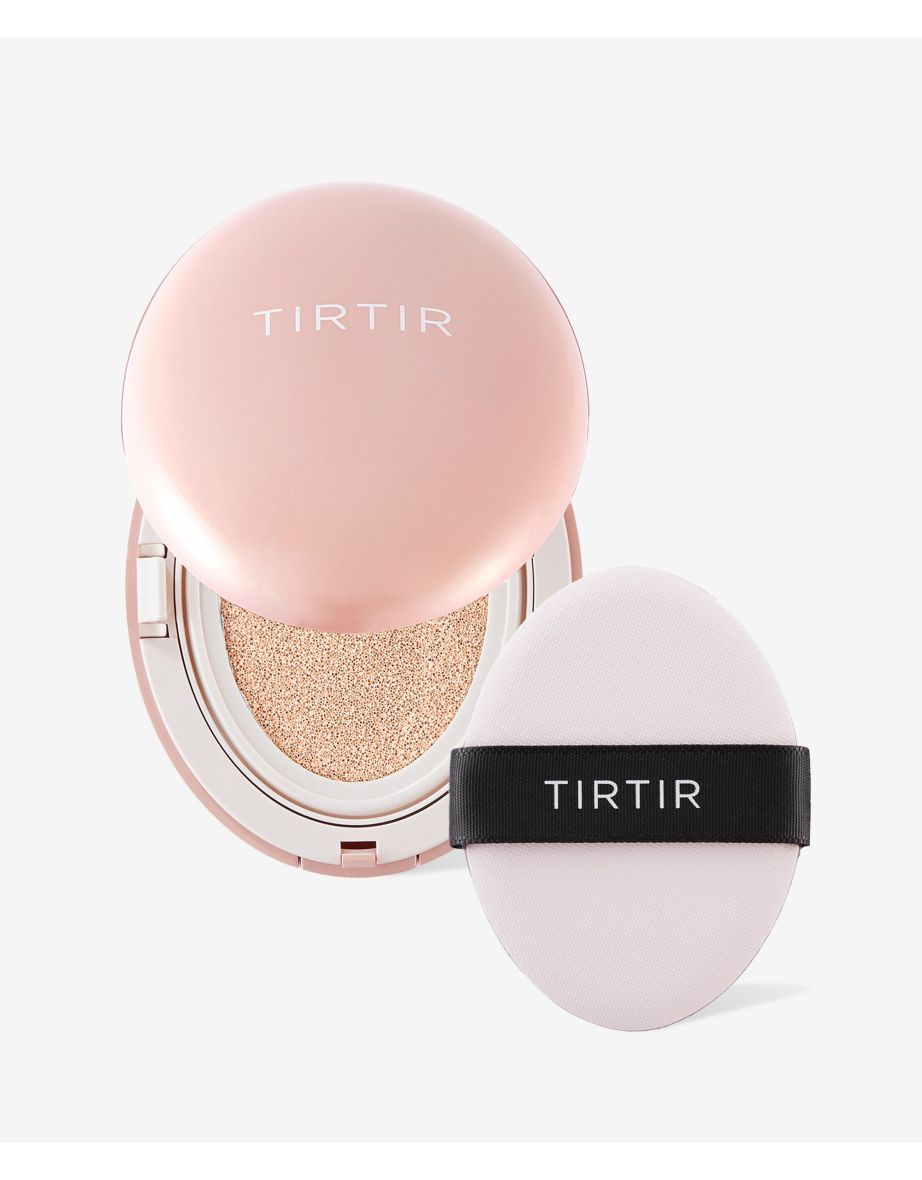 Full-Coverage Foundation. 17C Porcelain