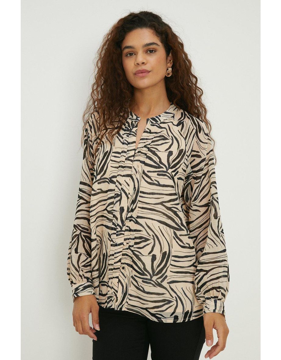 Tall Crinkle Zebra Button Front Chiffon Overhead Blouse​