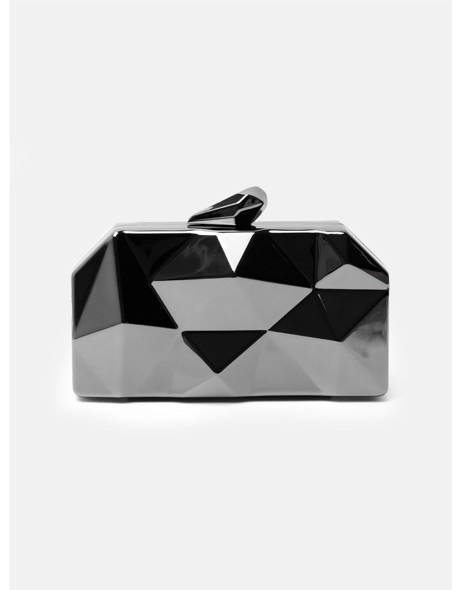 MELANIE GEOMETRIC PATTERN CLUTCH BAG IN BLACK
