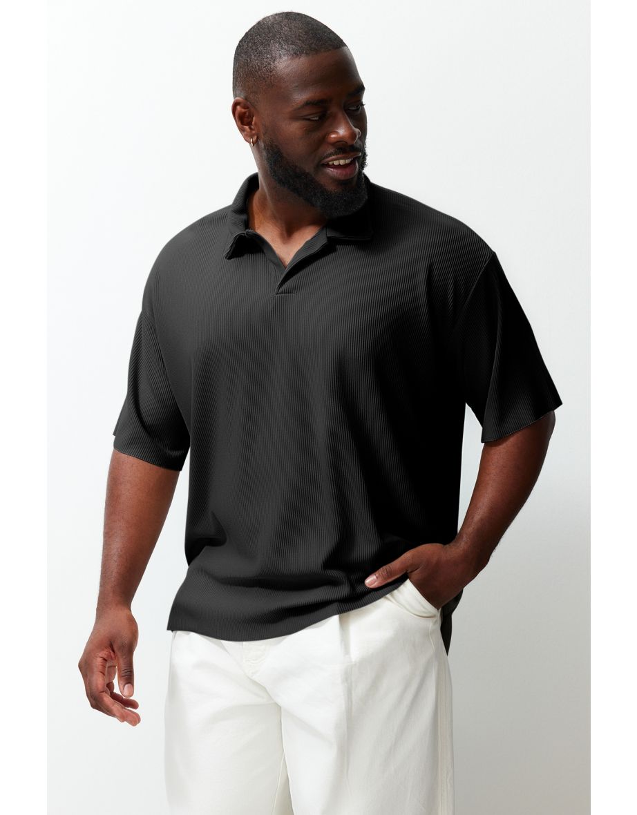 Shop Limited Edition Plus Size Black Men s Oversize Textured Ottoman Polo Neck T Shirt Online in Qatar VogaCloset