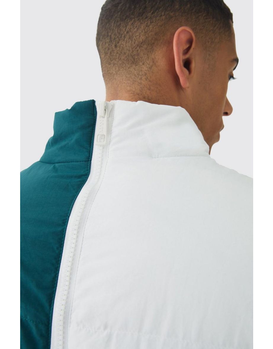 Half And Half Funnel Neck Puffer Jacket In Green - 2