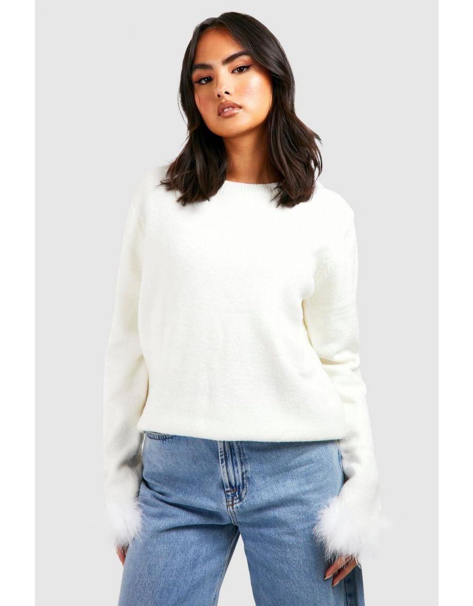 Faux Fur Trim Jumper - ivory