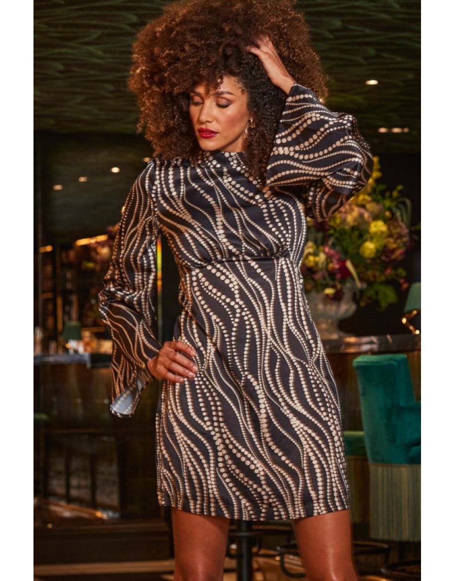 Black Geometric Spot Fluted Sleeve Shift Dress - 1