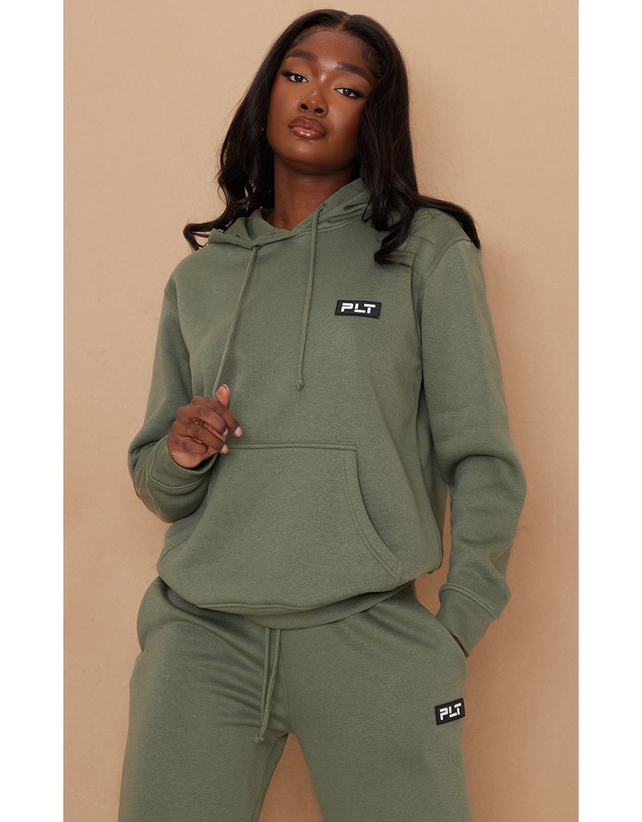 Buy Sweatshirts Hoodies Prettylittlething in Bahrain VogaCloset