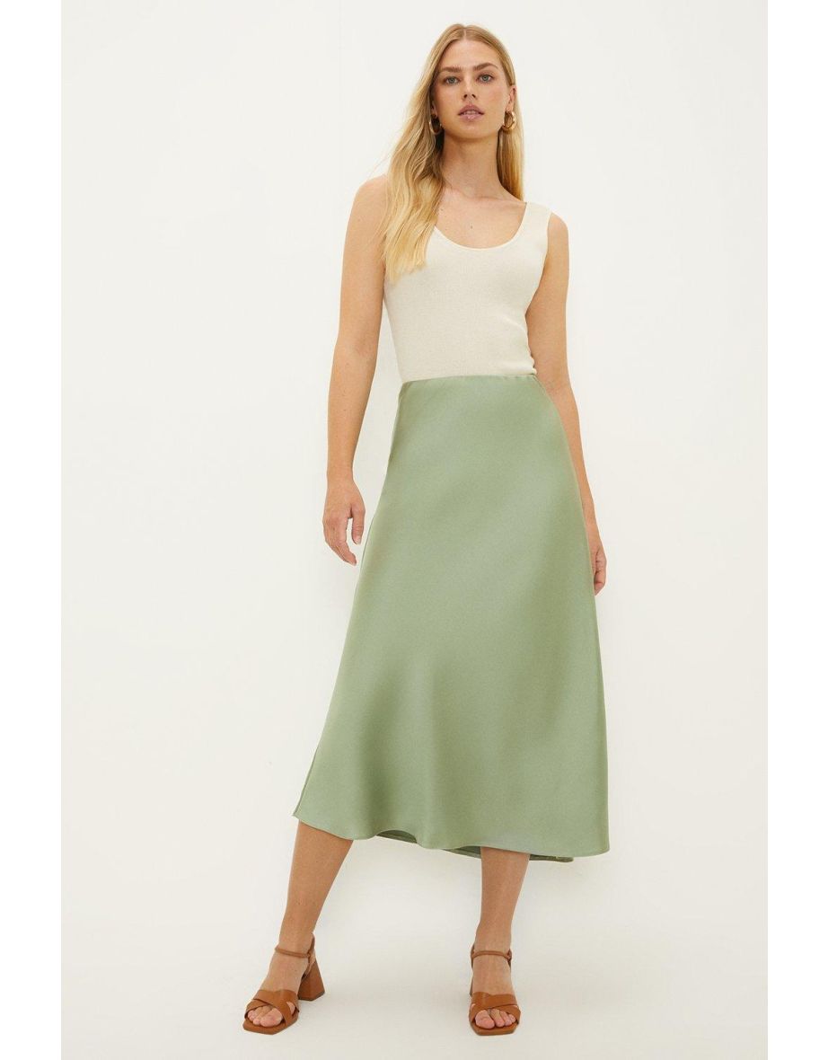 Green skirt outlet oasis