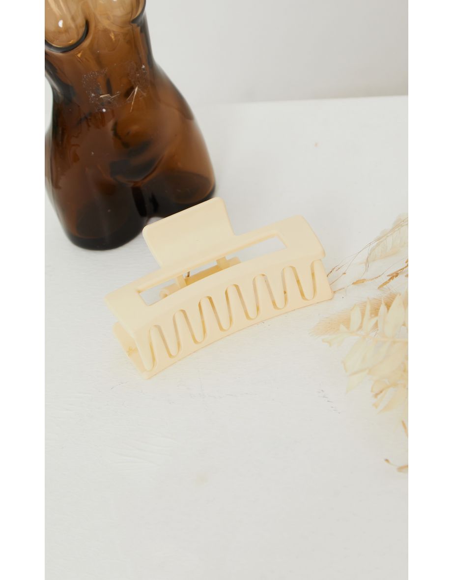 Cream Wave Cut Out Hair Clip - 2