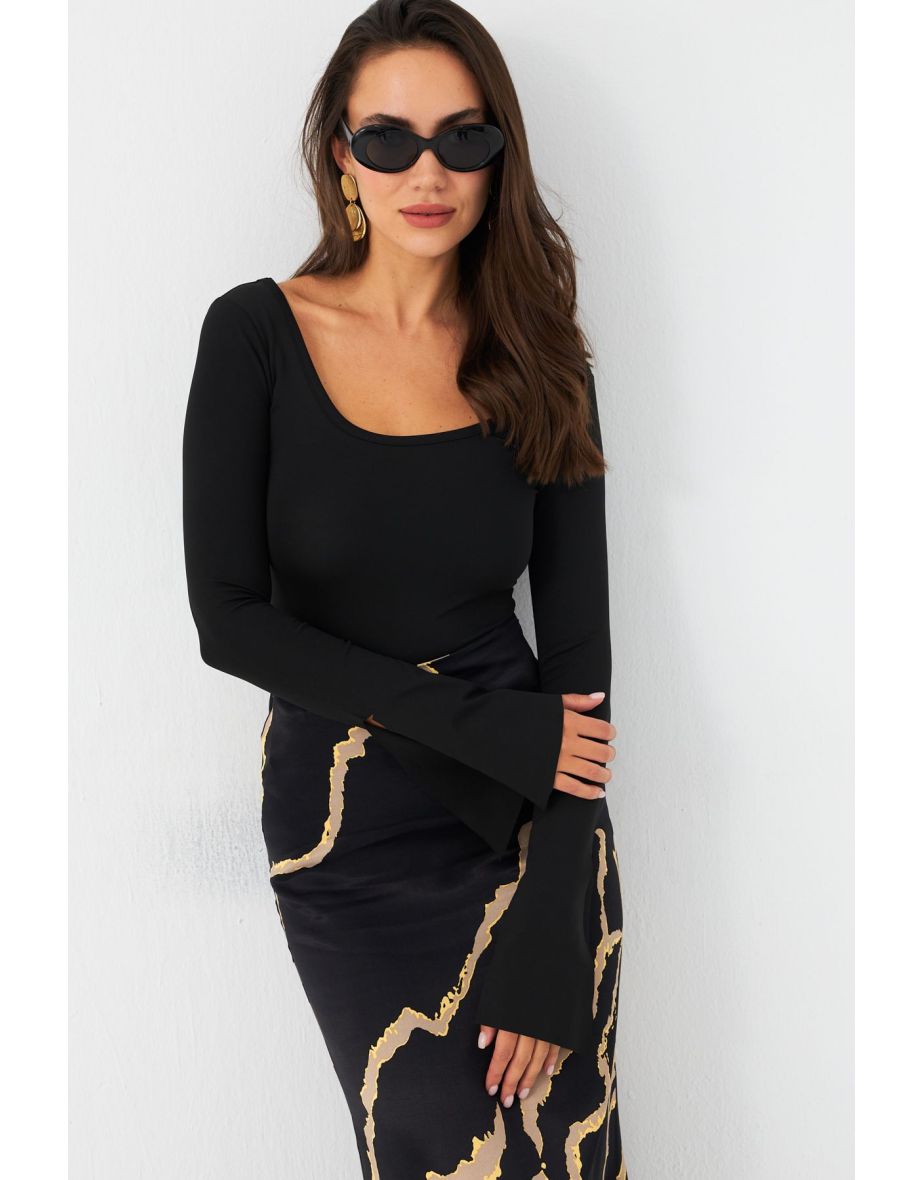Women's Black Front Back U Crop Blouse - 5