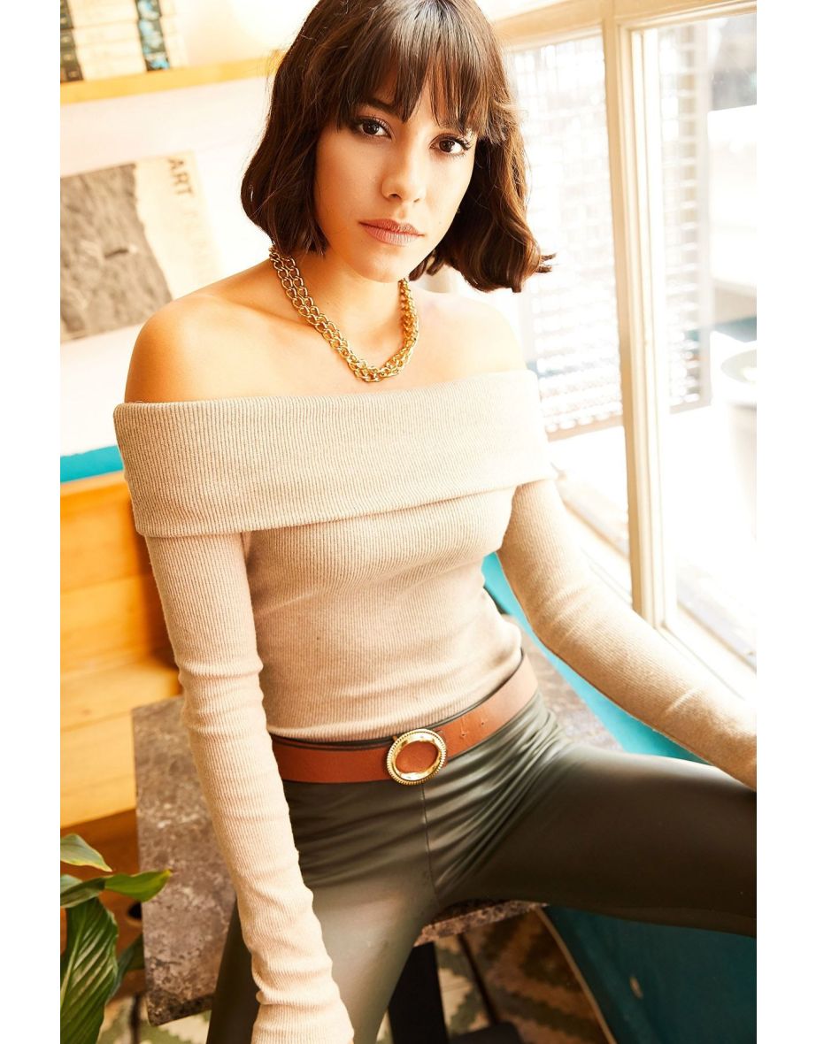 Women's Stone Madonna Collar Ragged Camisole Blouse