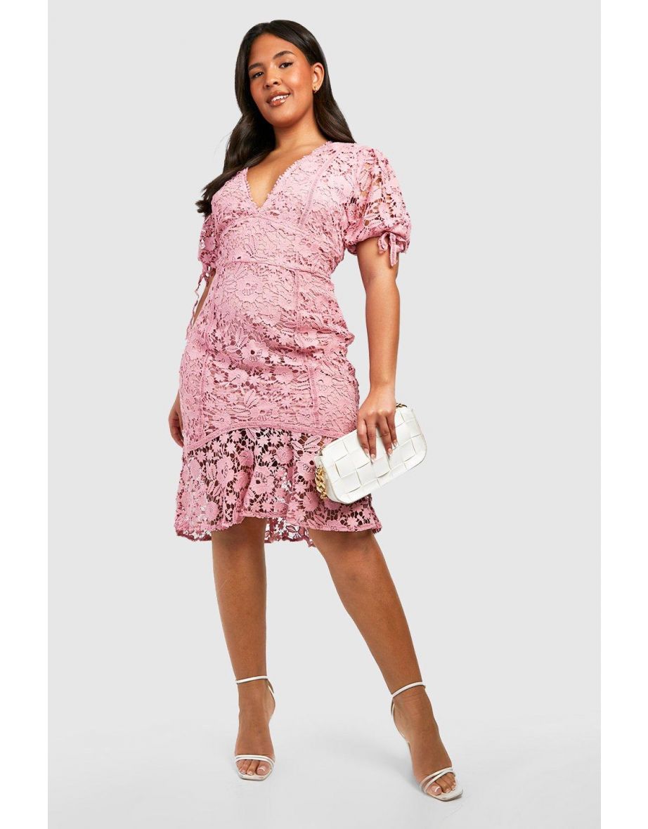 Blush deals peplum dress