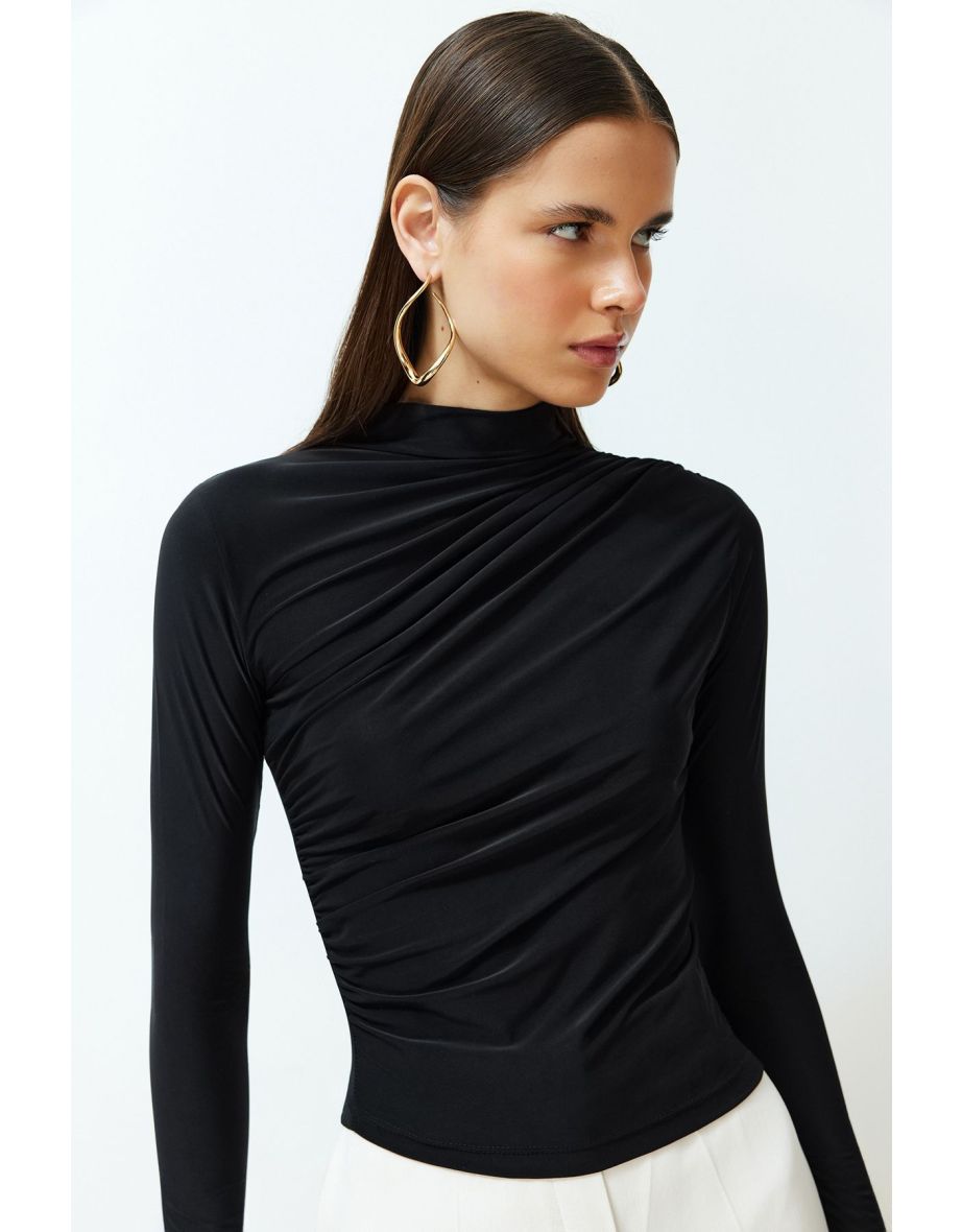 Black Gathered Square Neck Fitted Elastic Knitted Blouse