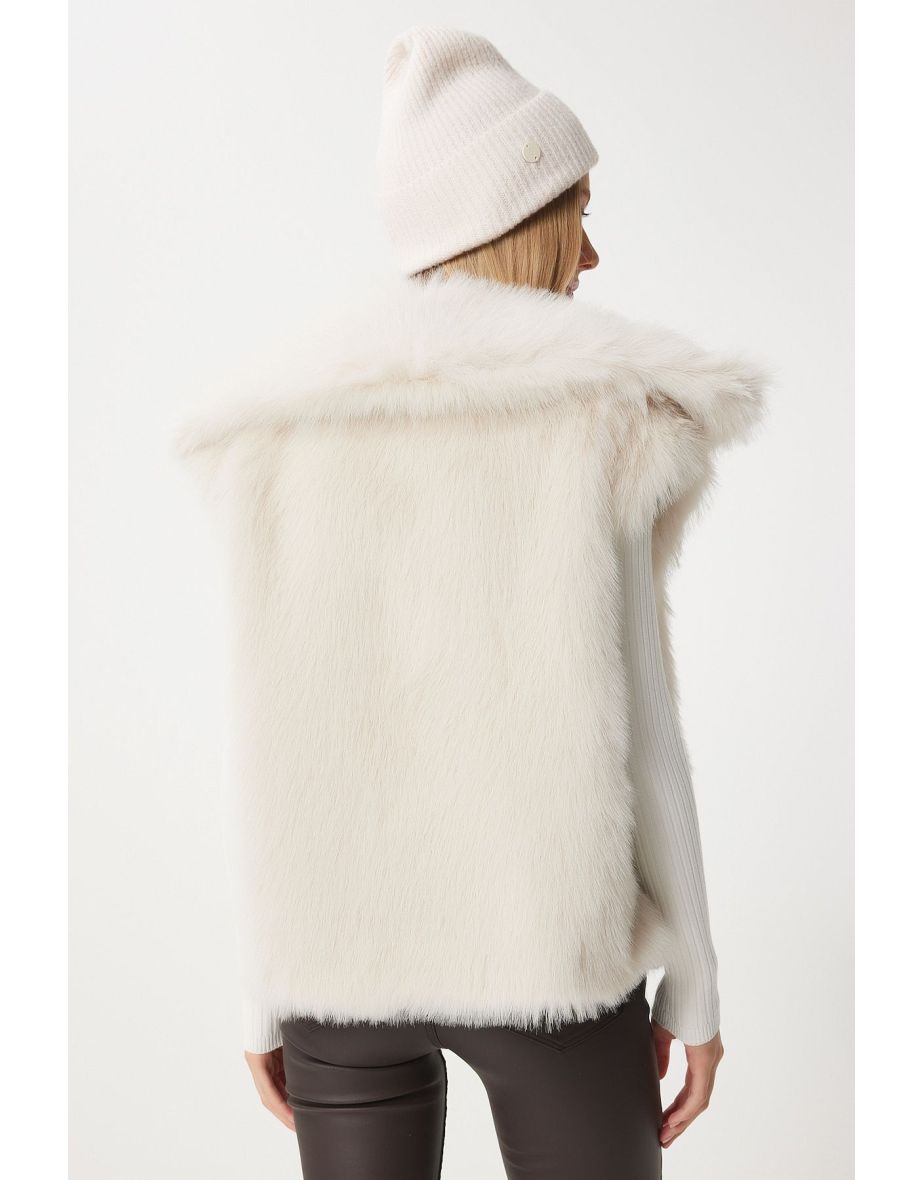 Women's Cream Faux Fur Vest - 7