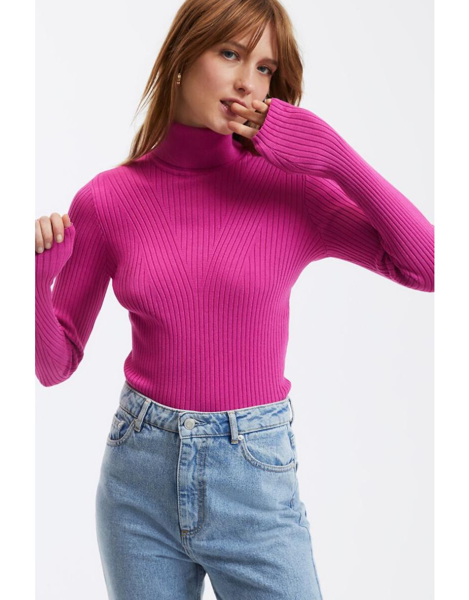 Basic Turtleneck Jumper/Sweater in Ribbed Knit
