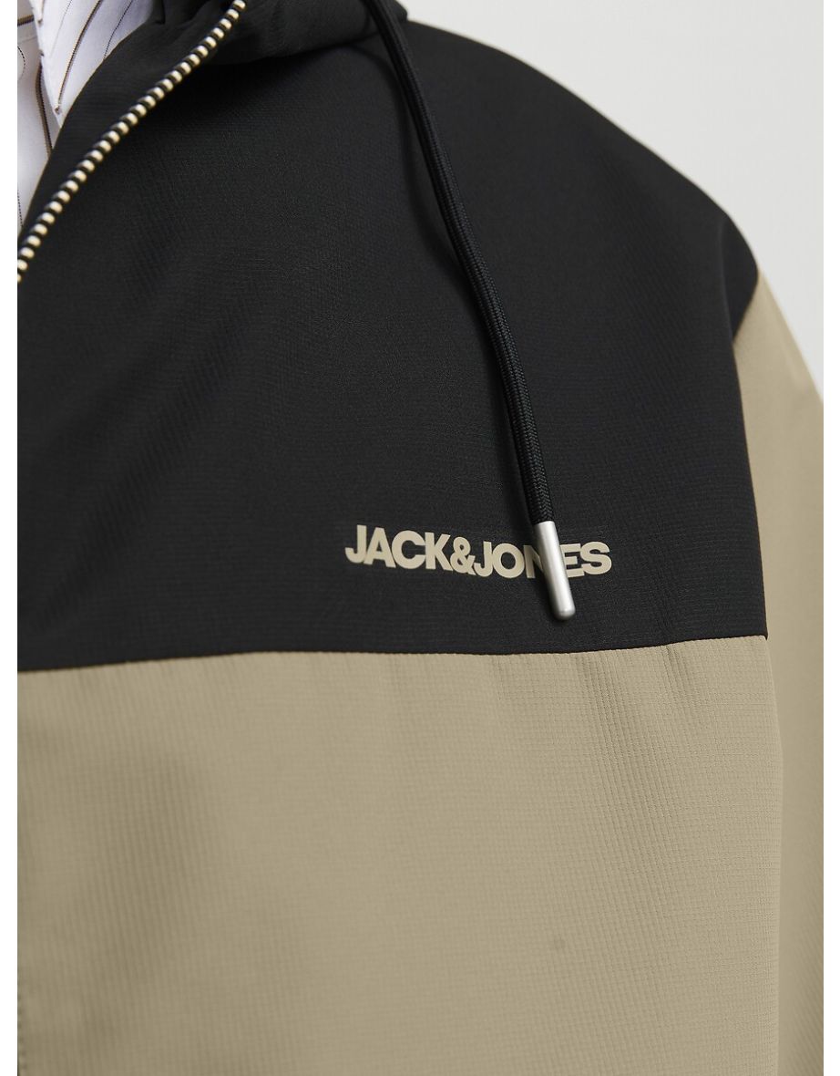 Lightweight Hooded Jacket - 5