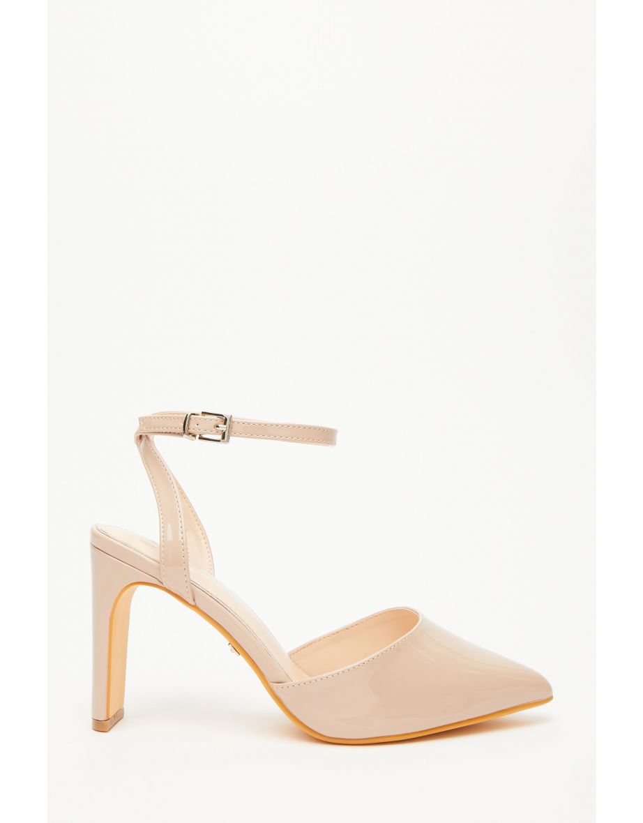 Quiz sales nude heels