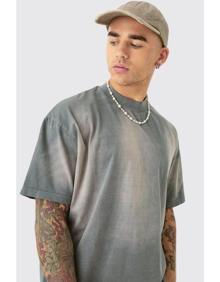 Man Oversized Extended Neck Sun Bleach T-shirt - grey - 2