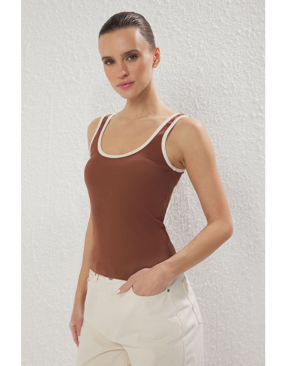 Brown Color Block Fitted/Body Fitted Pool Collar Elastic Knitted Tank Top
