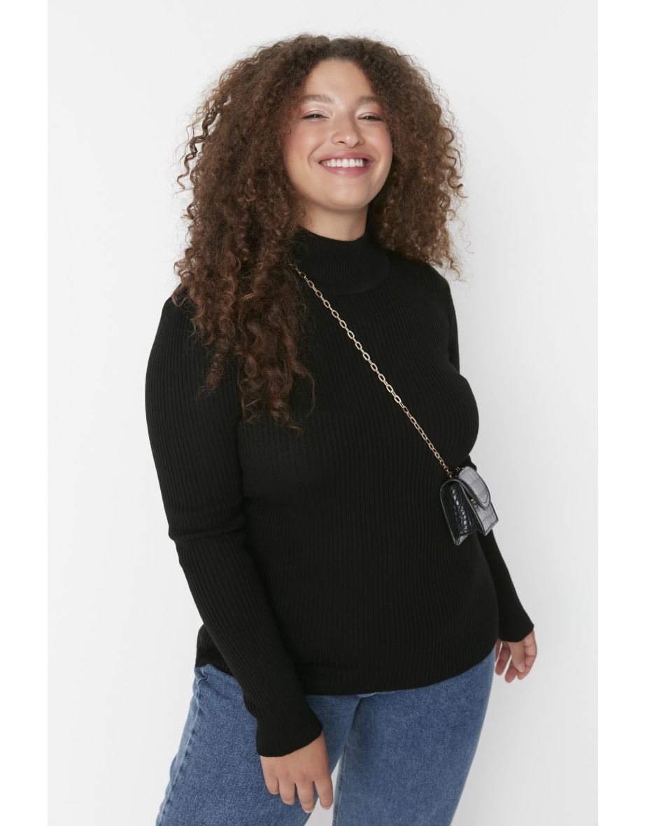 Plus Size Sweater - Black - Regular fit
