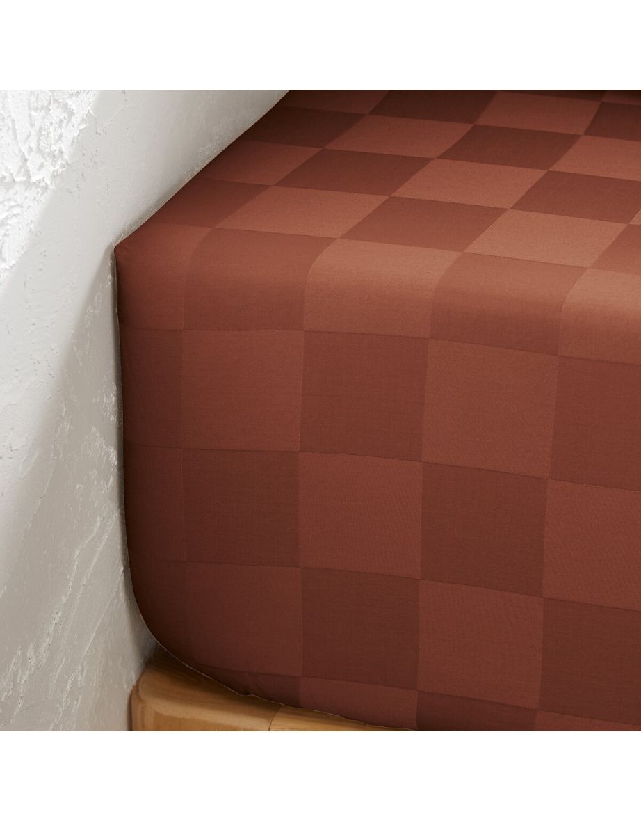 Victor Checkerboard 100% Washed Cotton Satin 300 Thread Count Fitted Sheet - 2