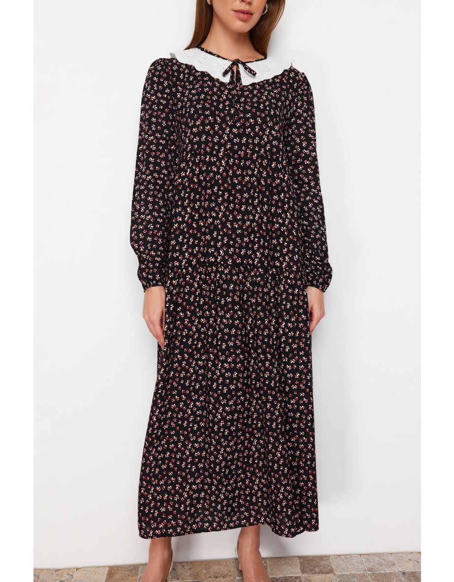 Black Floral A-Line Maxi Dress with Long Sleeves
