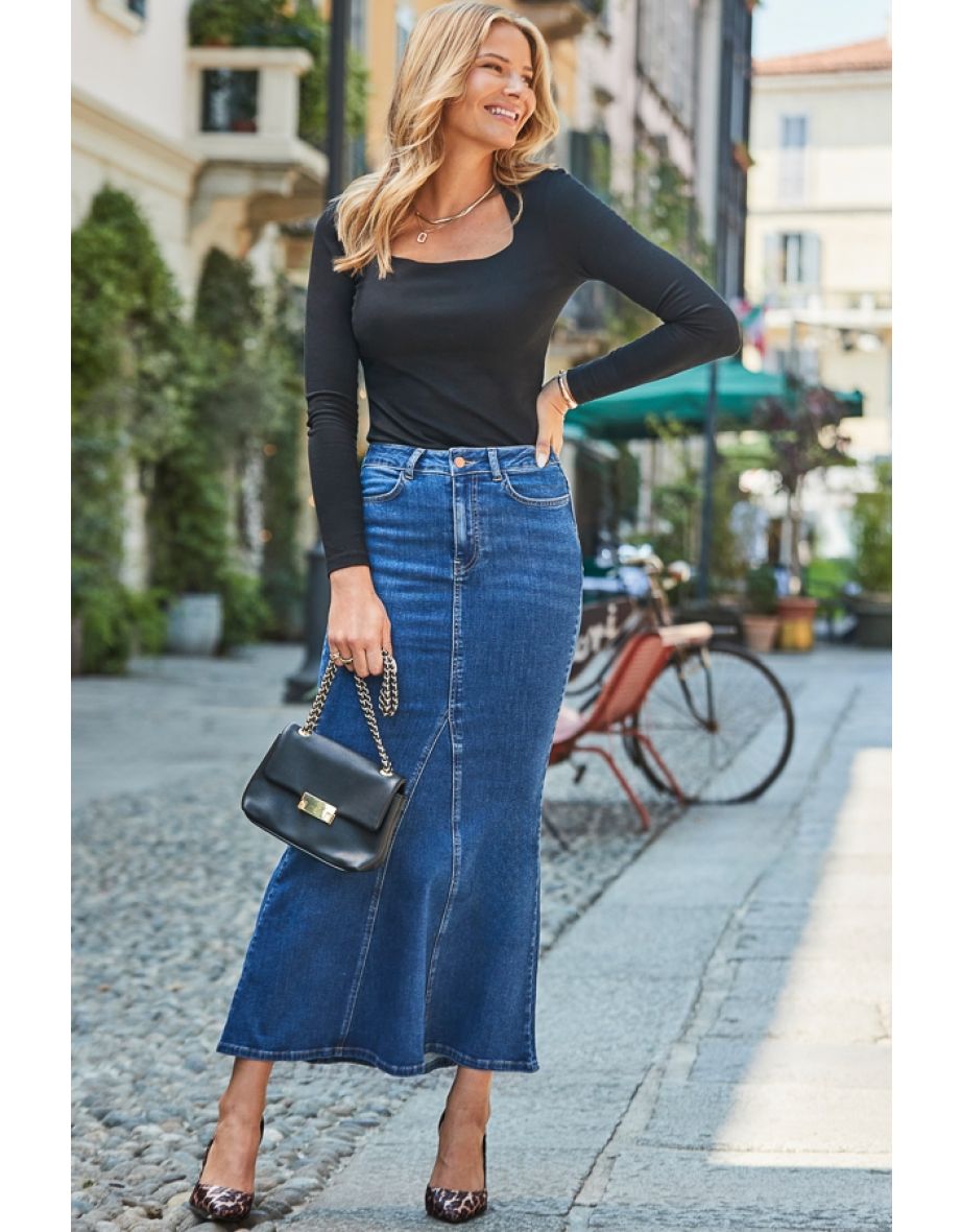 Mid Blue Figure-Flattering Denim Skirt