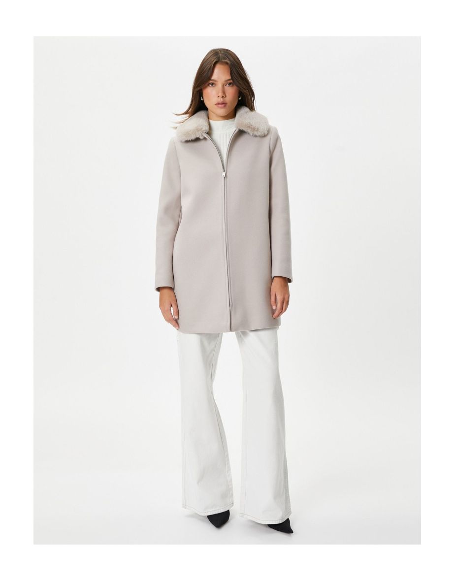 Long Cachet Coat, Detachable Faux Fur Collar With Zipper.