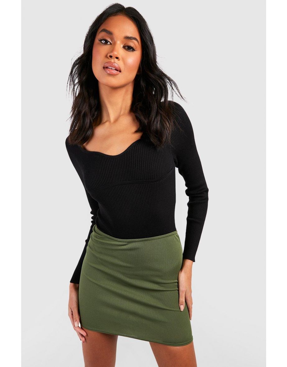 Buy Skirts Boohoo in Qatar VogaCloset