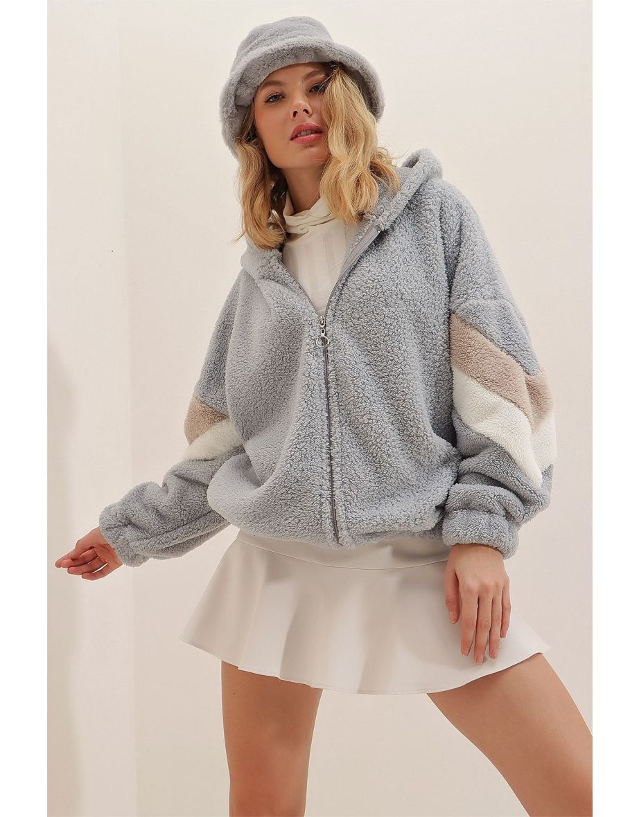 Women's Gray Hoodie Sleeves Color Blocked Oversize Plush Sweatshirt
