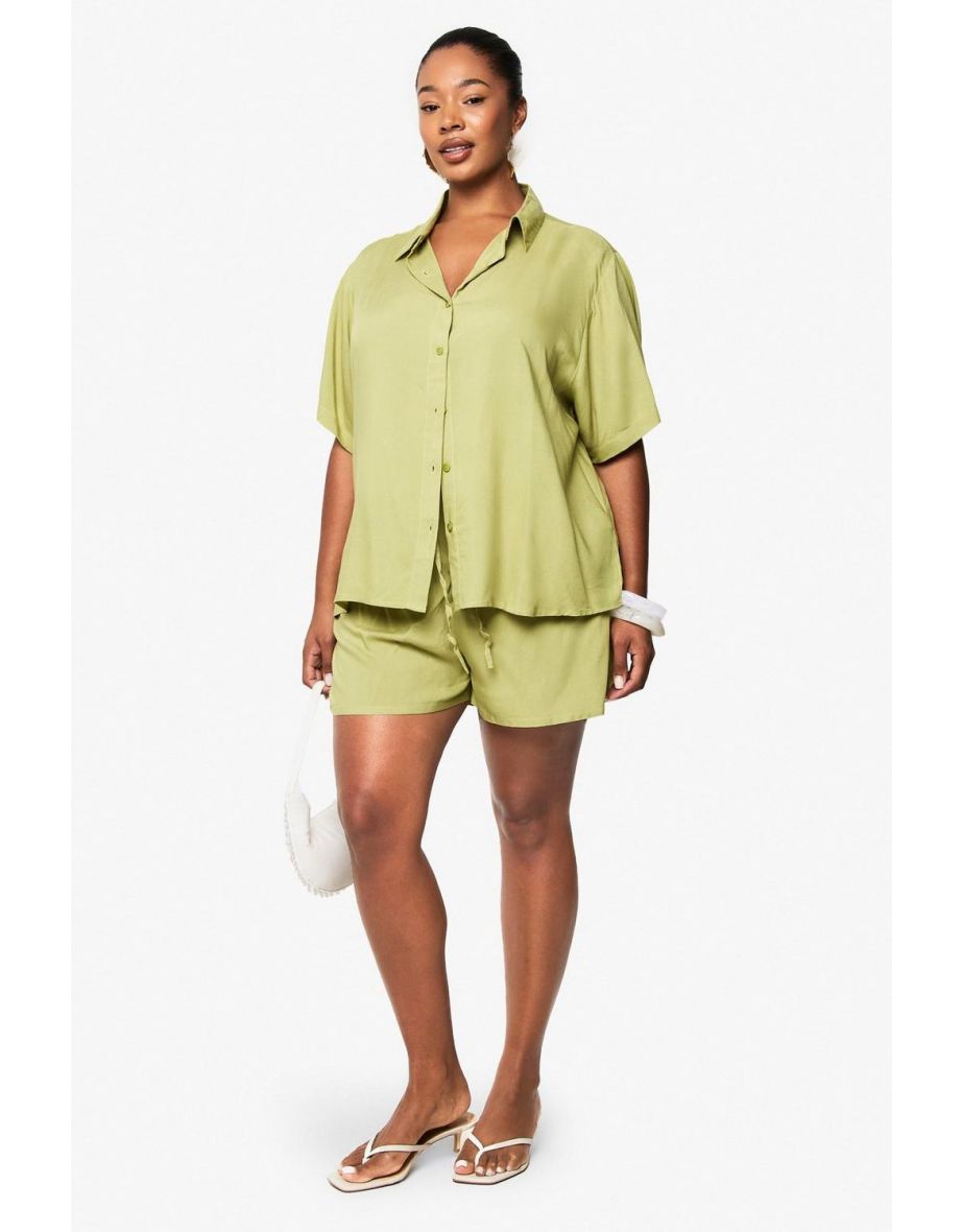 PLUS LIGHTWEIGHT SHORT SLEEVED SHIRT AND SHORTS CO-ORD