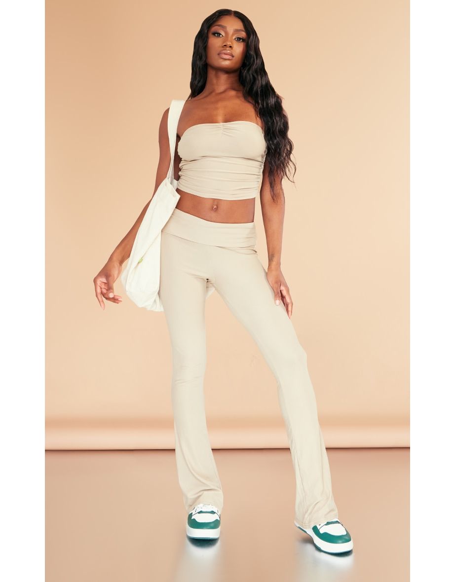 Buy Prettylittlething Trousers in Saudi, UAE, Kuwait and Qatar