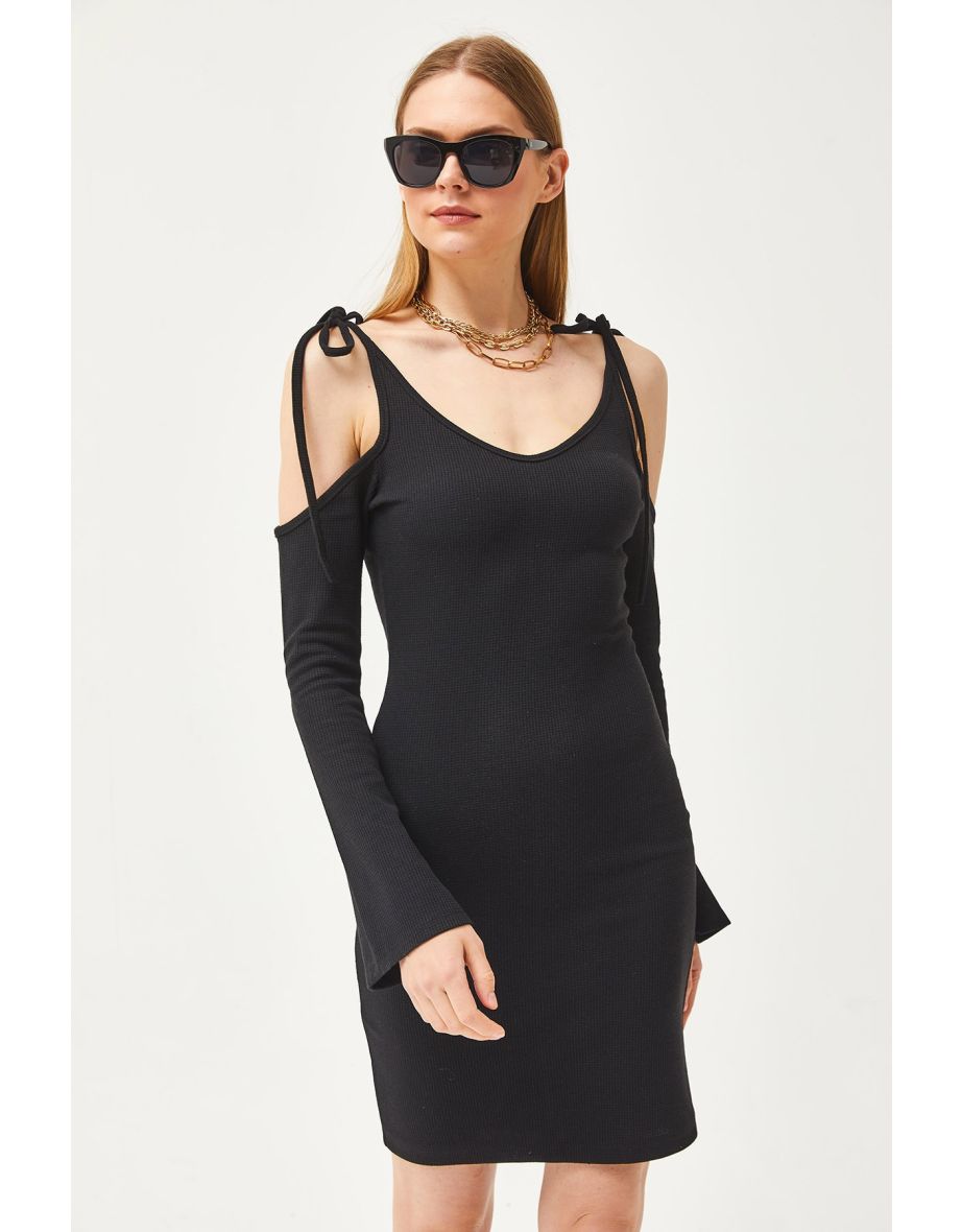 Women's Black Strap Tied Spanish Sleeve Waffle Dress