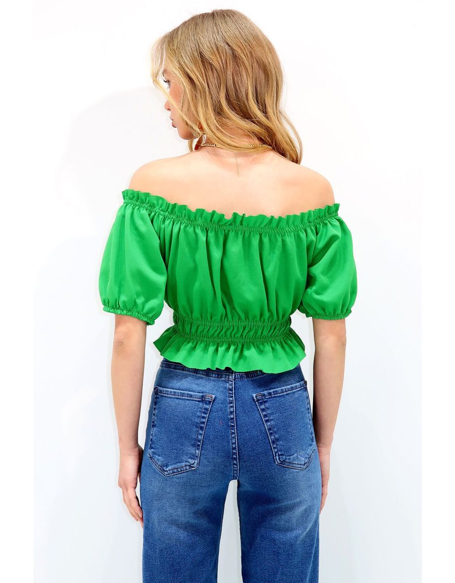 Women's Green Madonna Collar Elastic Waist And Sleeves Gathered Front Crop Woven Blouse - 4