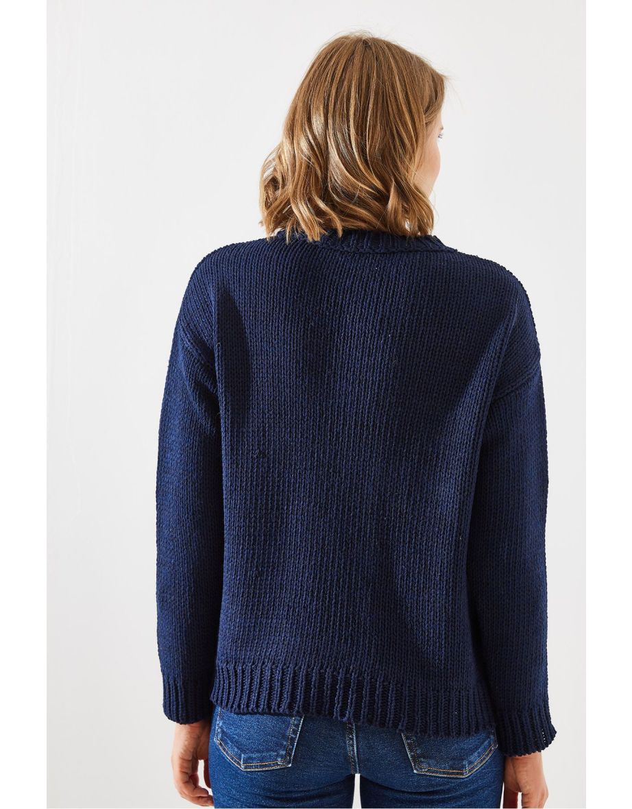 Women's Checkered Sweater - 7